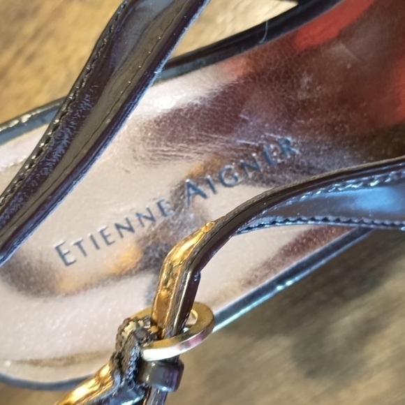 5 for $25 Aigner patent leather slingback heels 7M - Picture 4 of 9